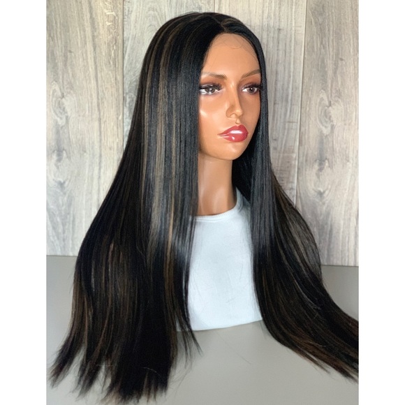 Black Blonde Highlights Lace Front Wig - Picture 1 of 9